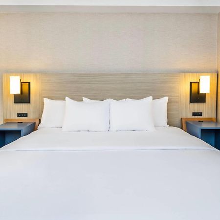 Comfort Inn Laval Esterno foto