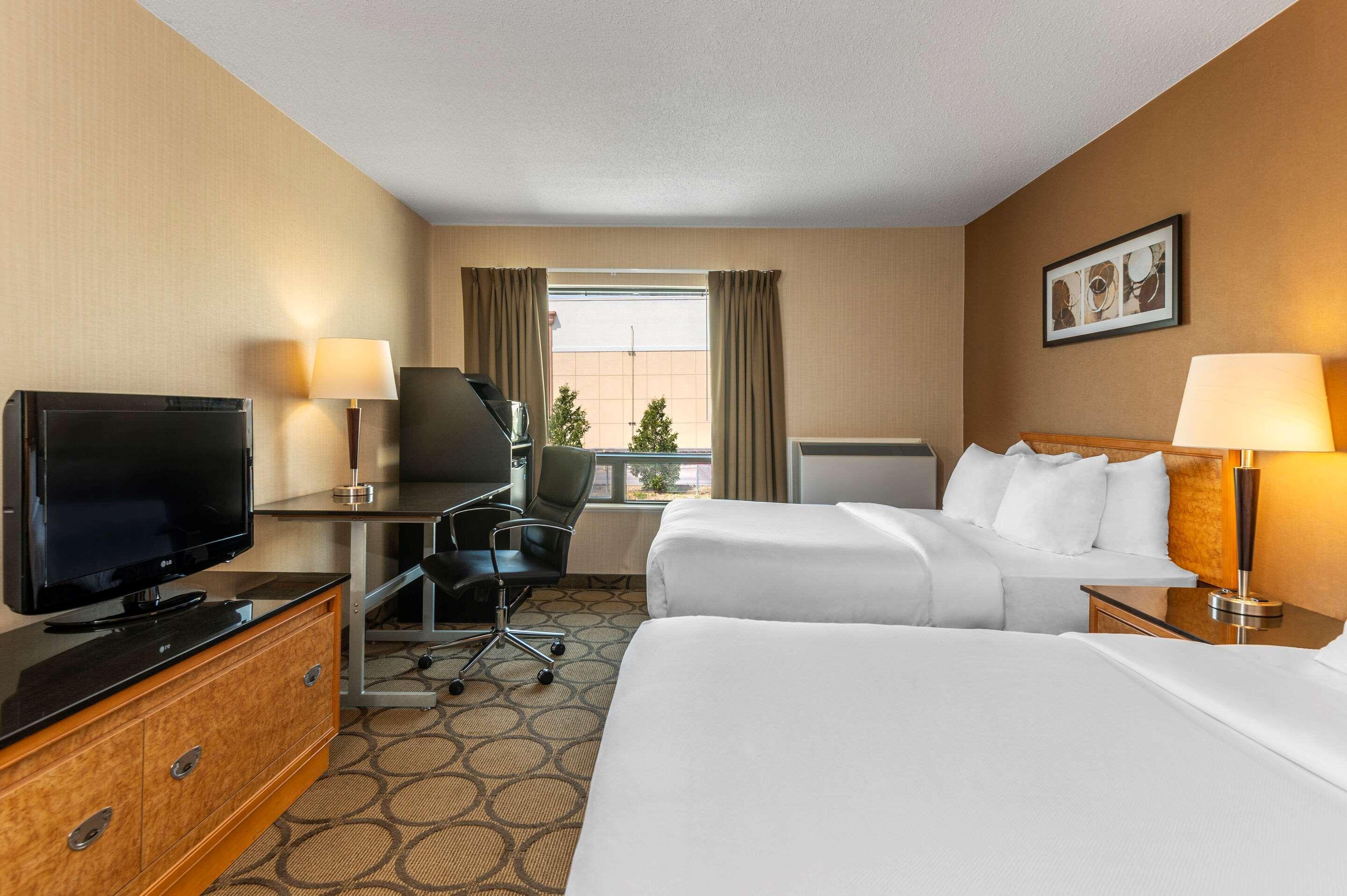 Comfort Inn Laval Esterno foto