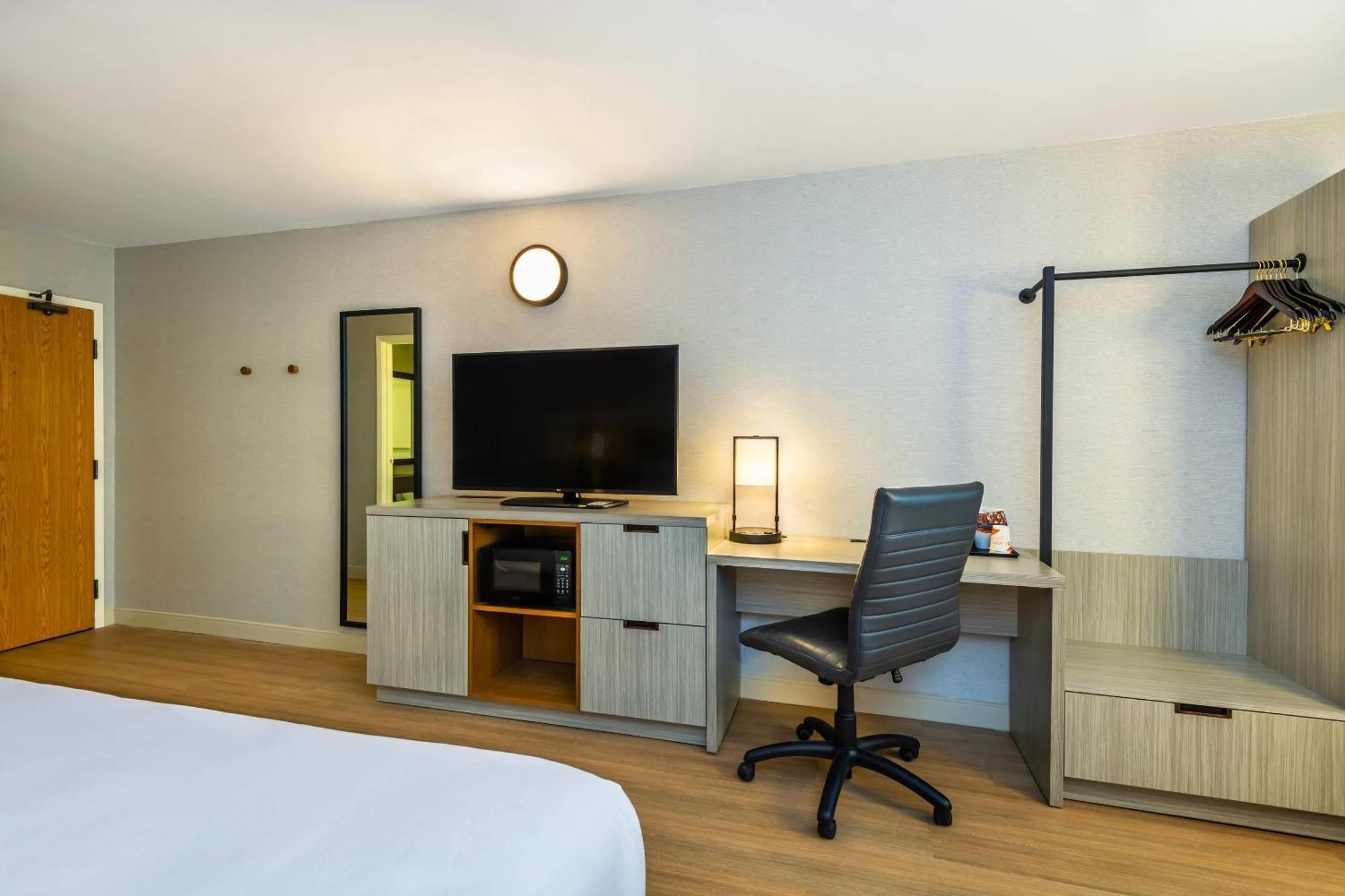 Comfort Inn Laval Esterno foto